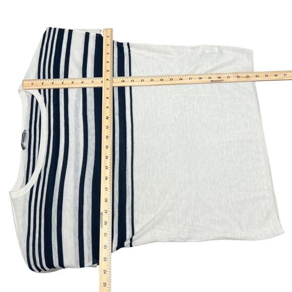 Vince Wool Cashmere Blend Women's Lightweight Boxy Sweater Size Medium - Picture 7 of 8